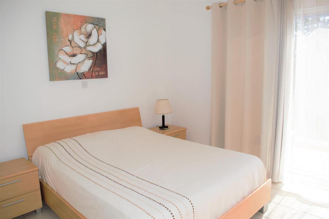Townhouse In Paradise Gardens Paphos Bagian luar foto